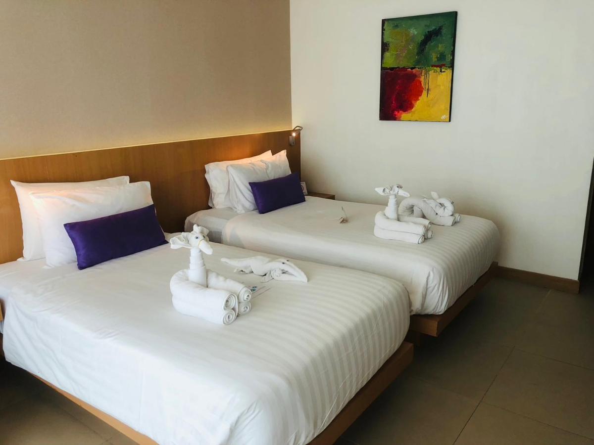 The Lunar Patong Phuket Extérieur photo
