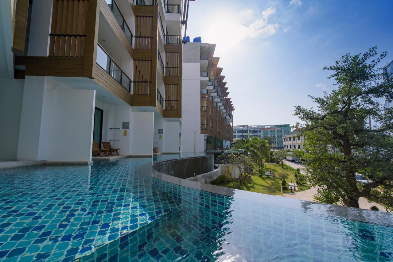 The Lunar Patong Phuket Extérieur photo